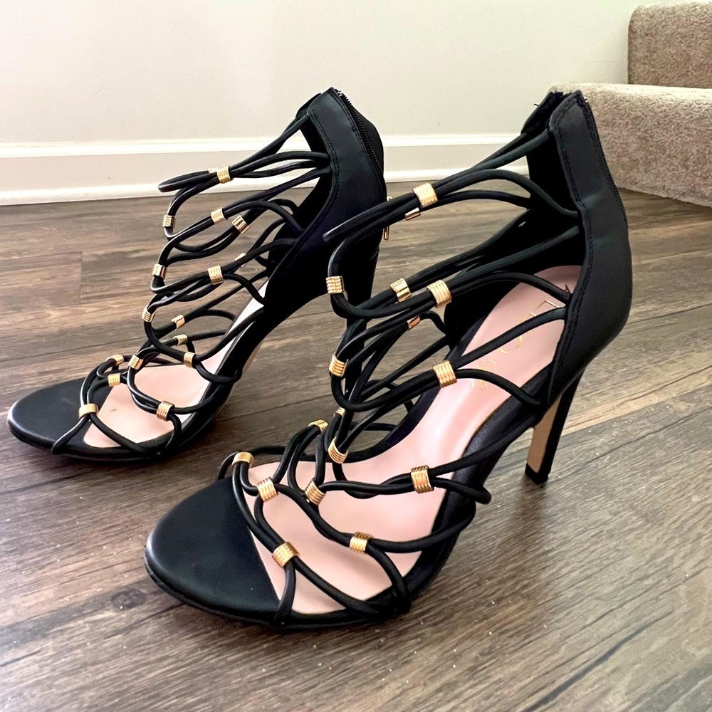 Aldo - Womens Heels Sexy Strap Pumps shoes size 7 Black & Gold Accents -